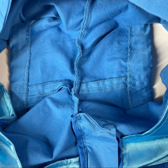 Alice + Olivia Cady Cuffed Shorts Size 4 Umbrella Blue Chino Short 30 x 3 - Picture 6 of 9